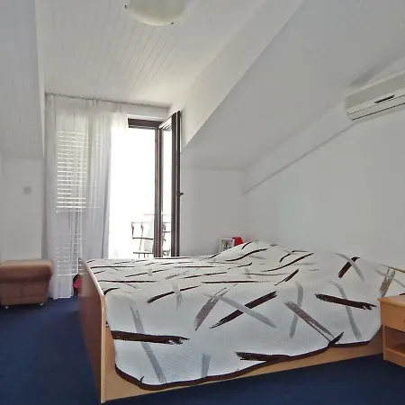 Rooms&apartments Star Apartment Split