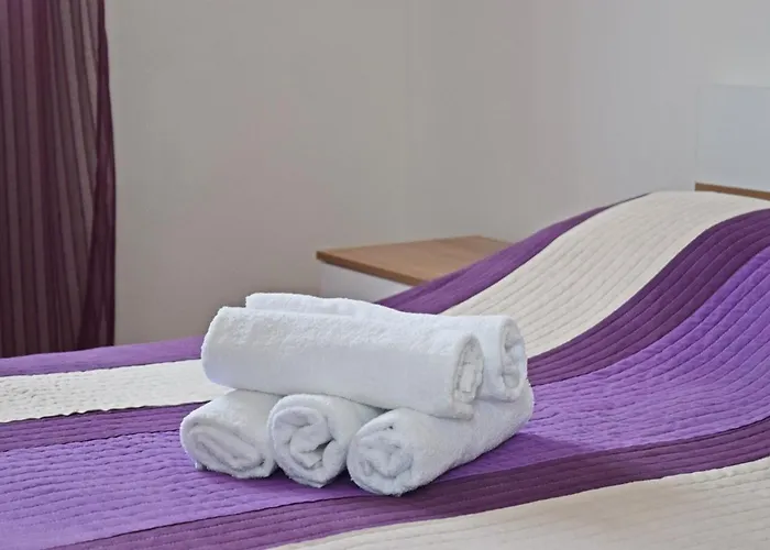 Rooms&apartments Star *