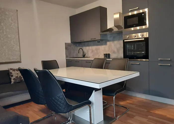 Rooms&apartments Star 아파트 *